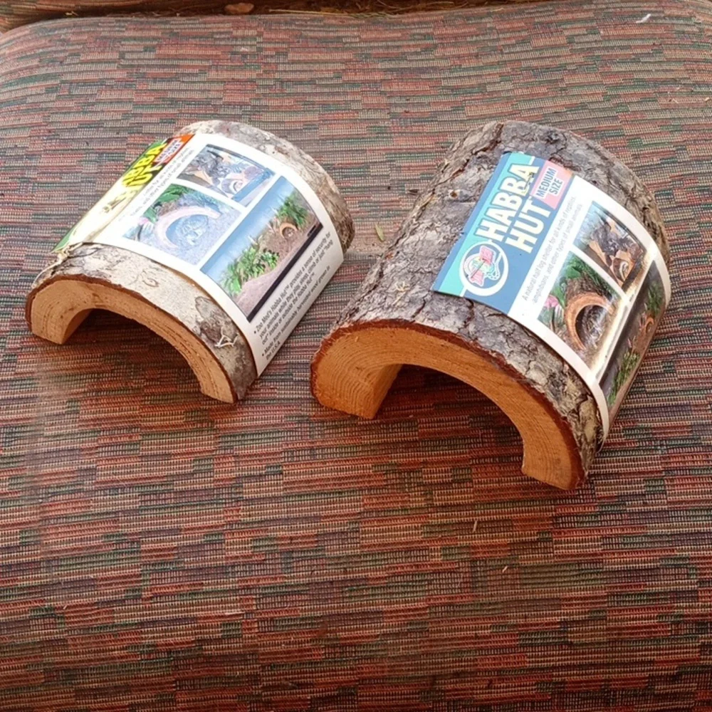 New! ZOOMED Habba Hut Half Log Hides. 2 Count